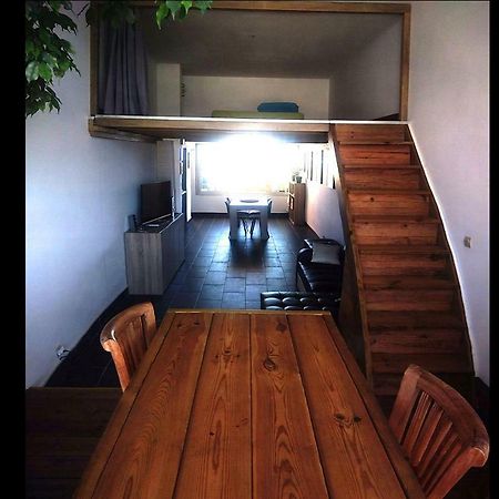Loft Mezzanine Verriere Avec Vue Apartman Saint-Denis Kültér fotó